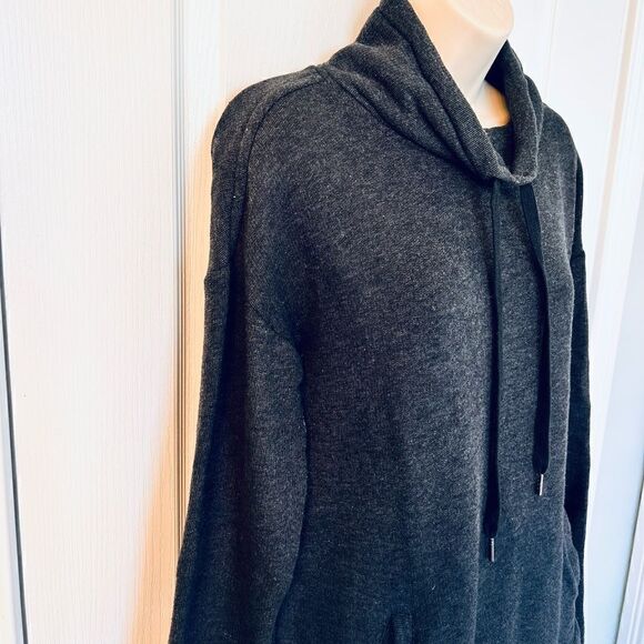 Banana Republic Long Sleeve Funnel Neck Dark Charcoal Gray Pullover! ❤️ - Picture 2 of 3